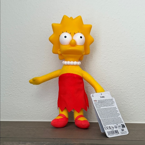 The Simpsons Lisa Plush Toy - Picture 1 of 3